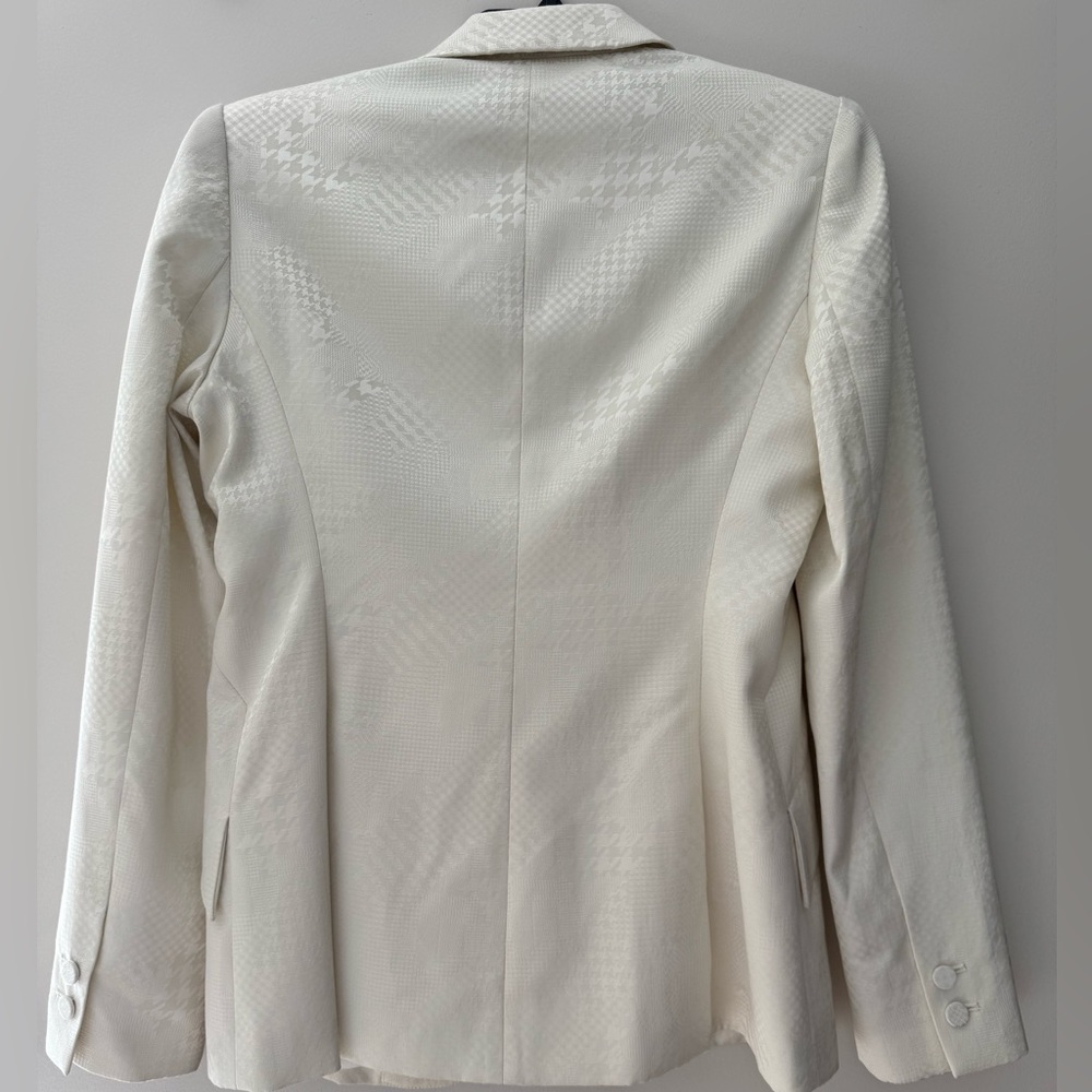NWT L'AGENCE White Textured Blazer - Picture 5 of 5